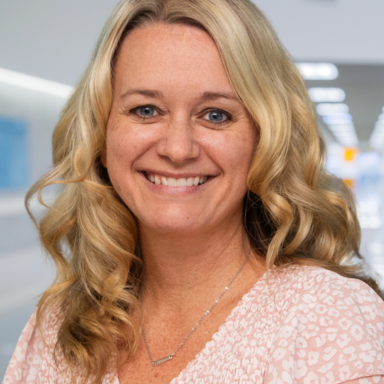 Leslie Batty, FNP-C