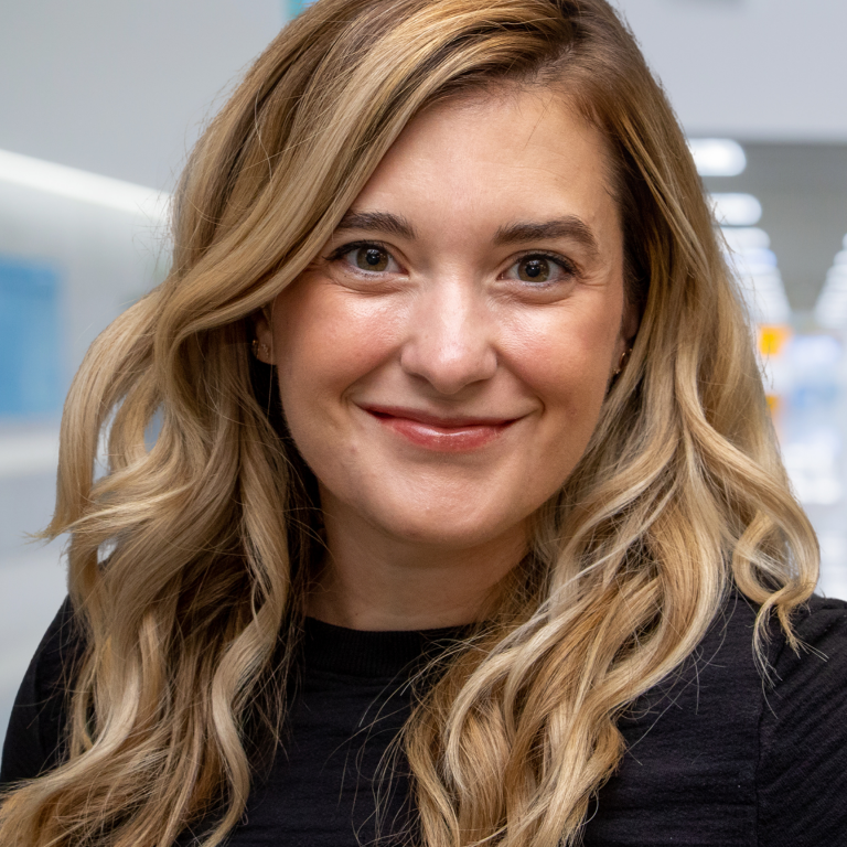 Roach, Jennifer 9F7A6952